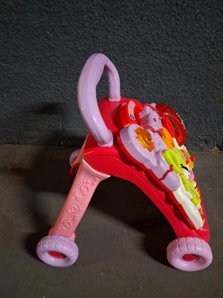 Andador musical para niña