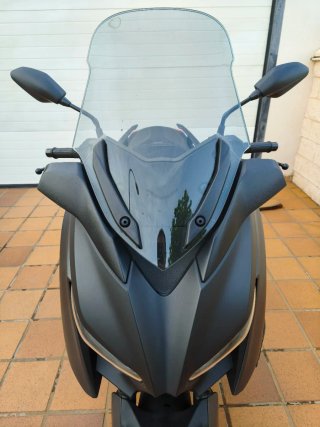 Yamaha XMAX 300 (11.800 km) en perfecto estado