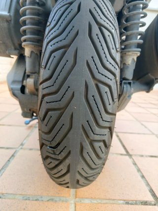 Yamaha XMAX 300 (11.800 km) en perfecto estado