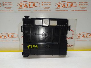 CITROEN C4 PICASSO Exclusive CAJA RELES / FUSIBLES
