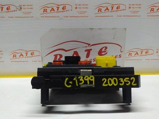 CITROEN C4 PICASSO Exclusive CAJA RELES / FUSIBLES