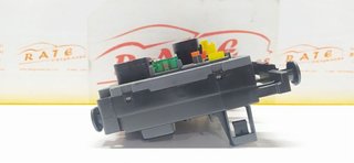 CITROEN C4 PICASSO Exclusive CAJA RELES / FUSIBLES