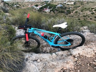 Bicicleta MTB Berria Mako Azul De carbono