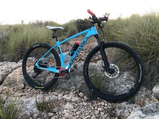 Bicicleta MTB Berria Mako Azul De carbono