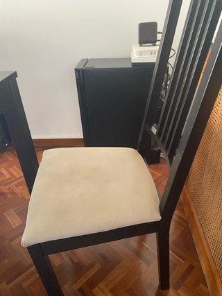 Mesa extensible y 6 sillas comedor Ikea Bjursta