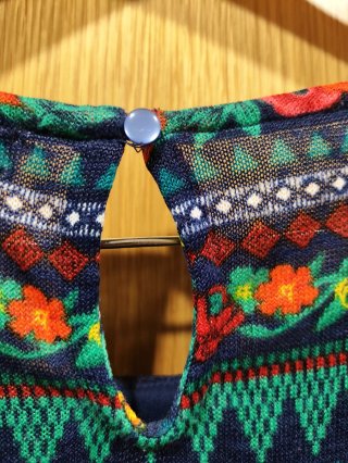 Vestido Springfield colorido estilo Frida Khalo