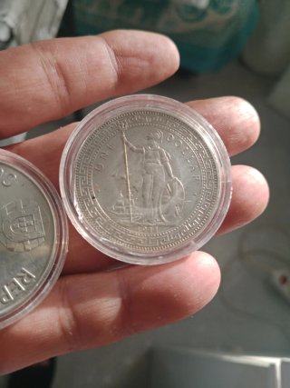 2 Monedas de Plata