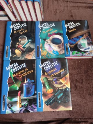 Libros Aghata Cristi