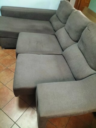 Chaiselongue marrón con canapé