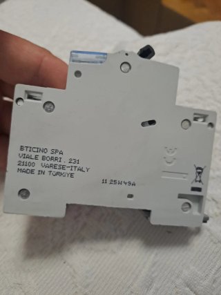 Interruptor magnetotérmico Bticino C10