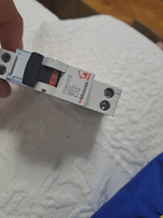 Interruptor magnetotérmico Bticino C10