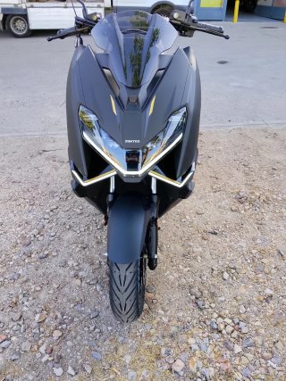Zontes 125 X Scooter 2.688 euros