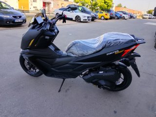 Zontes 125 X Scooter 2.688 euros