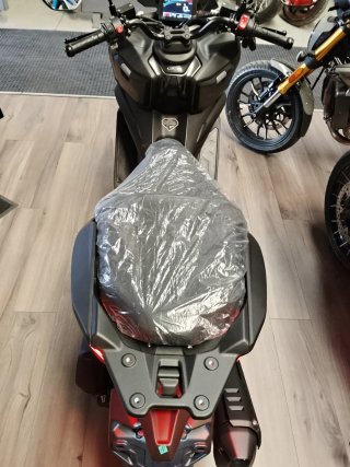 Zontes 125 X Scooter 2.688 euros