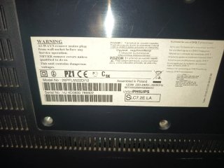 Televisión Philips Plana Negra y Plateada 40"