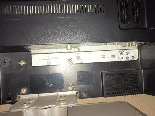 Televisión Philips Plana Negra y Plateada 40"