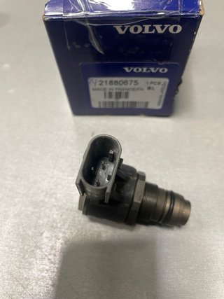 Válvula descarga rampa gasoil Volvo 21880675