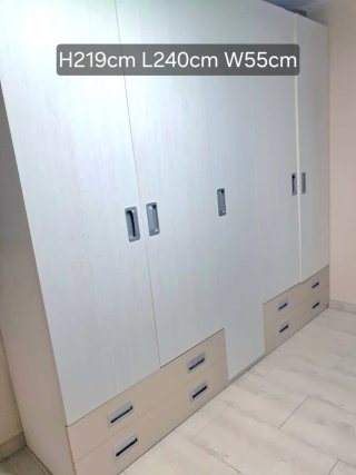 Armario H219cm L240cm W55cm