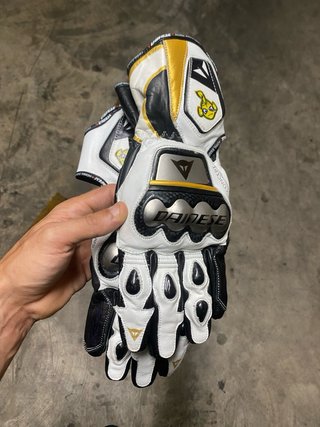 Guantes inspirados en valentino rossi