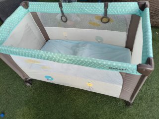 Cuna de viaje infantil