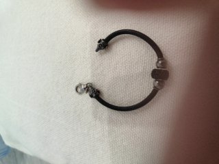 Pulsera Plata y Cuero Negra