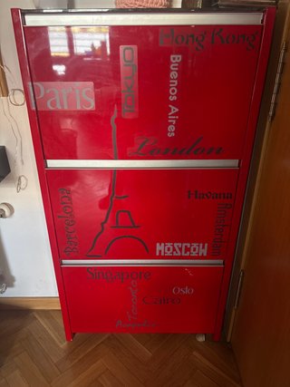 Zapatero Metálico Rojo con Diseño Ciudades