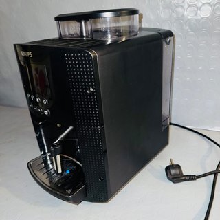 Cafetera Krups Essential molinillo YY8135FD avería