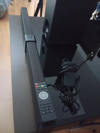 Barra de sonido negra