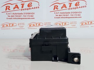 TOYOTA COROLLA (E11) 1.9 D Linea Terra (4-ptas.) CAJA RELES / FUSIBLES