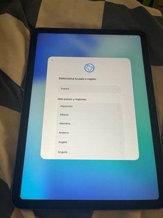 iPad Air 5 64GB Gris con funda teclado