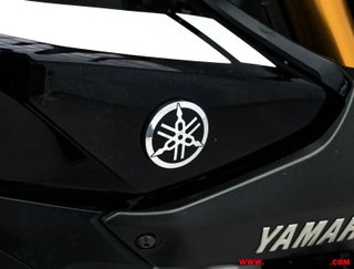 YAMAHA MT-09