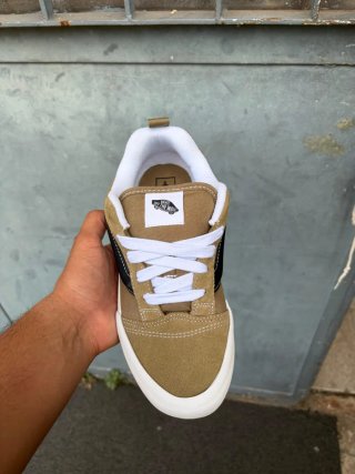 Vans Knu Skool Beige/Nero