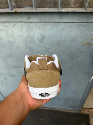 Vans Knu Skool Beige/Nero