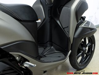 YAMAHA TRICITY 125 -APTA B Y A1-