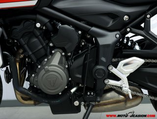 TRIUMPH TRIDENT 660 ¿A2?