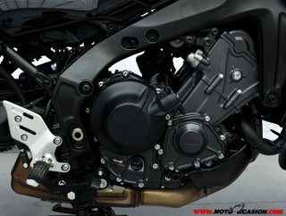 YAMAHA TRACER 9