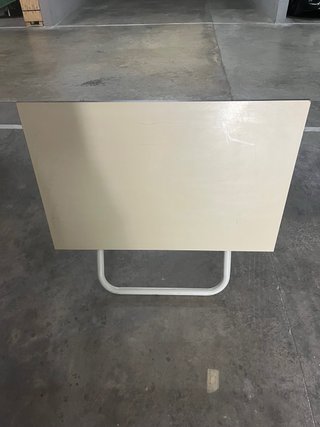 Mesa de dibujo inclinable