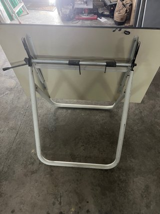 Mesa de dibujo inclinable