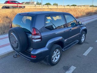 Toyota Land Cruiser 2004