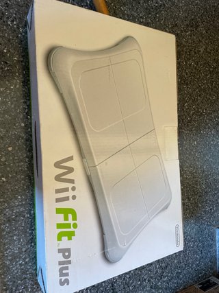 Nintendo Wii Fit Plus