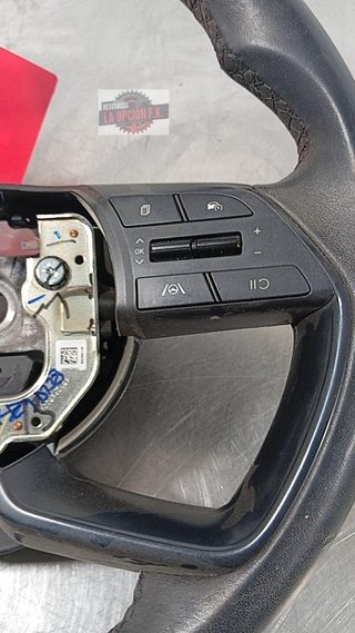VOLANTE Hyundai i20 (BC3)(08.2020->)