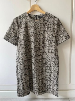 Vestido Zara estampado piel serpiente