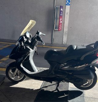 Kymco Grand Dink 125 2011 Negra