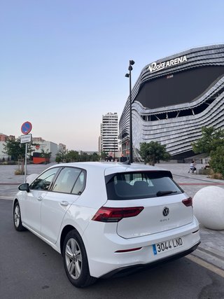 Volkswagen Golf 2021