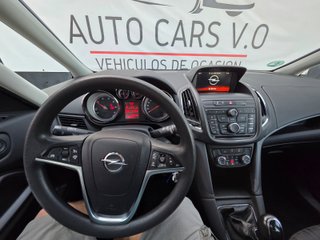 Opel Zafira Tourer 2016