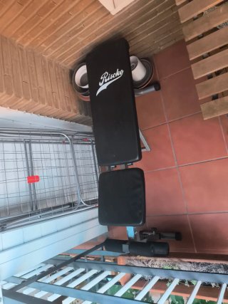 Banco de pesas Risko + suelo de gym