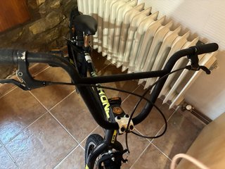 Bicicleta BMX GT Mach One 20 Pro