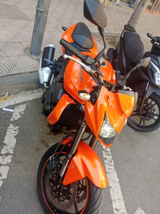 Suzuki Z750 2008 Naranja €2.890