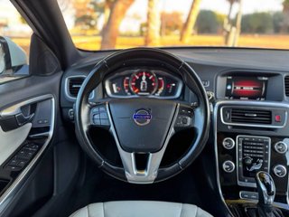 Volvo V60 2015