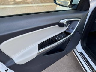 Volvo V60 2015